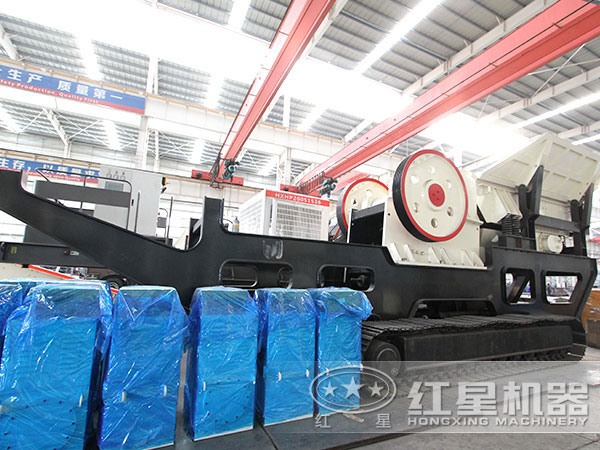 履帶式移動(dòng)破碎站 履帶式移動(dòng)破碎站