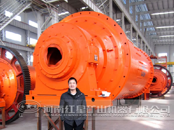 輝鉬礦球磨機(jī) 輝鉬礦球磨機(jī)