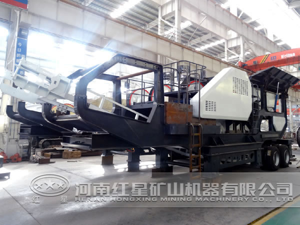 移動反擊式破碎機(jī) 移動反擊式破碎機(jī)