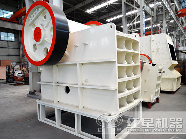顎式破碎機 顎式破碎機