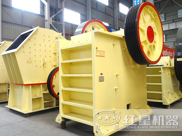 外動顎式破碎機(jī)
