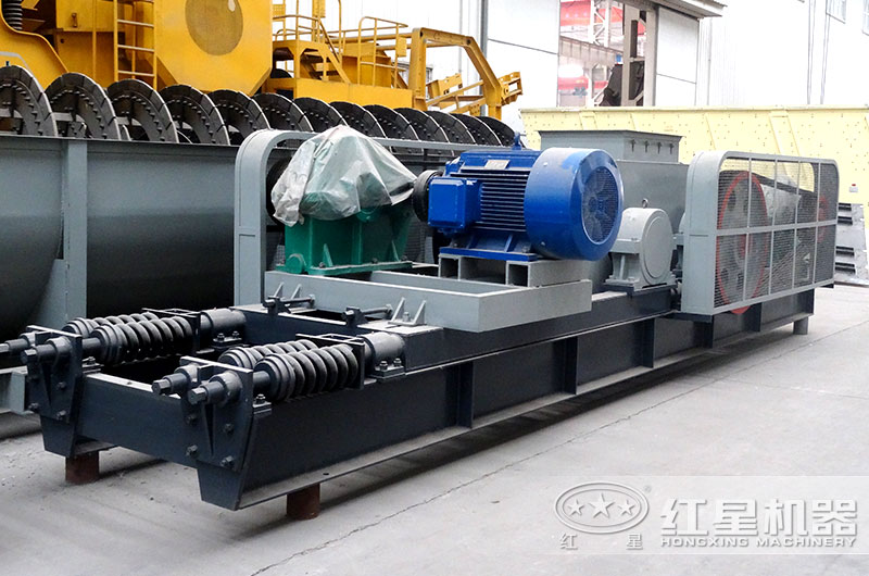 小型對輥破碎機(jī) 小型對輥破碎機(jī)