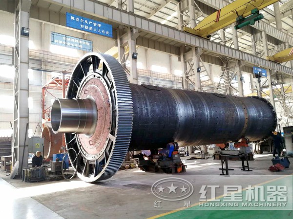 車間辦成品球磨機(jī)圖片 車間辦成品球磨機(jī)圖片