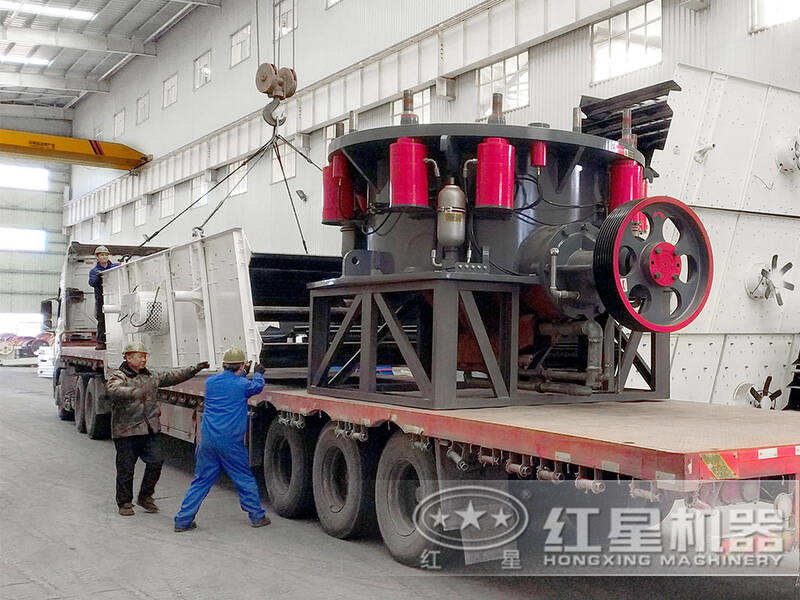 新型環(huán)保砂石子生產(chǎn)線發(fā)貨現(xiàn)場