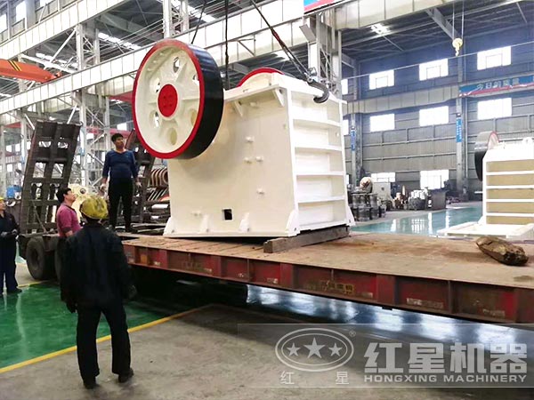 顎式破碎機發(fā)貨圖 顎式破碎機發(fā)貨圖