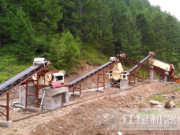 制砂生產線作業現場 制砂生產線作業現場