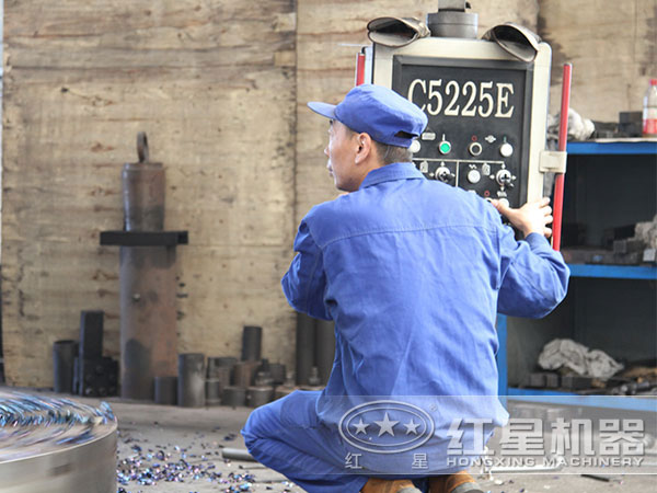 設(shè)備生產(chǎn)車(chē)間 設(shè)備生產(chǎn)車(chē)間