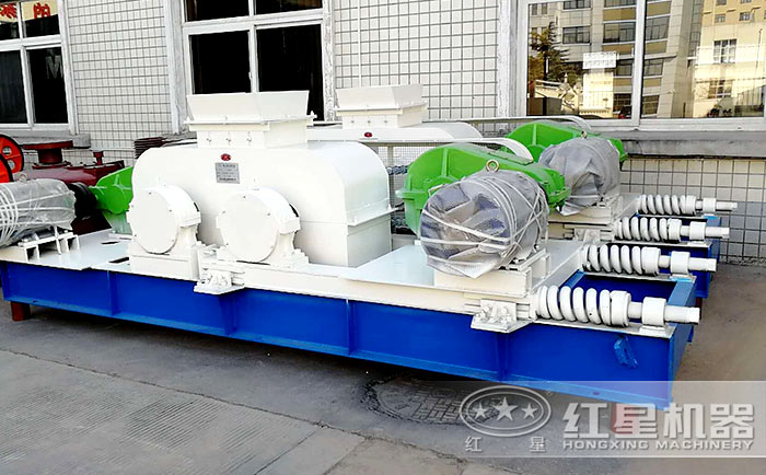 對(duì)輥制砂機(jī) 對(duì)輥制砂機(jī)