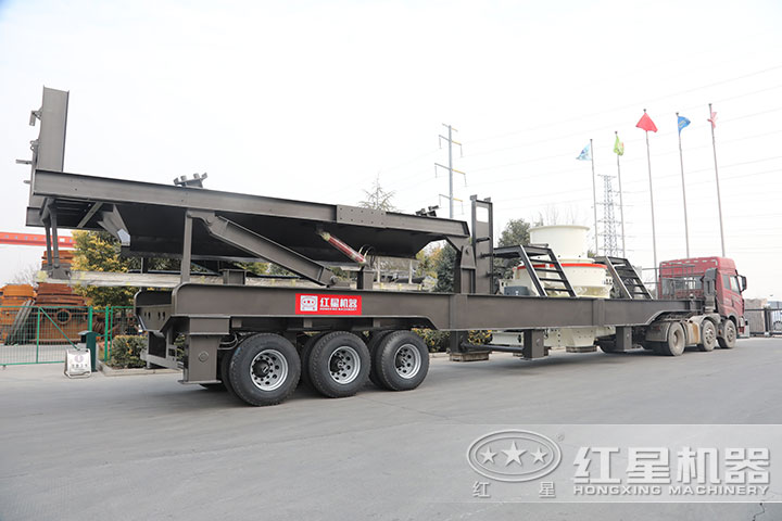 移動碎石機(jī)發(fā)貨現(xiàn)場 移動碎石機(jī)發(fā)貨現(xiàn)場