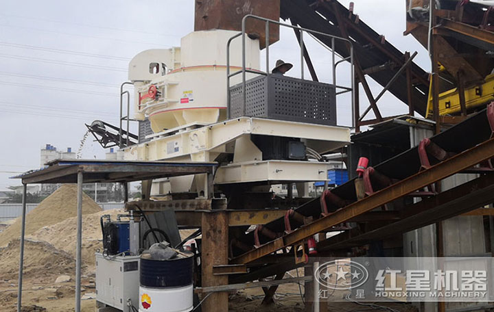 卵石制砂現場 卵石制砂現場