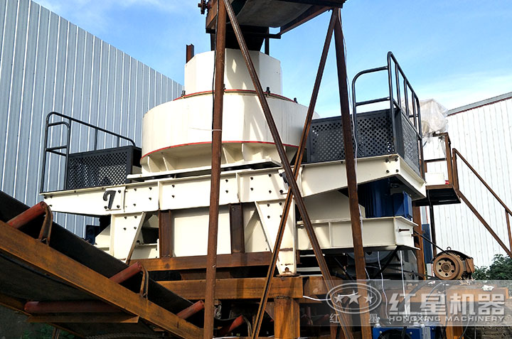 制砂機作業(yè)現(xiàn)場 制砂機作業(yè)現(xiàn)場