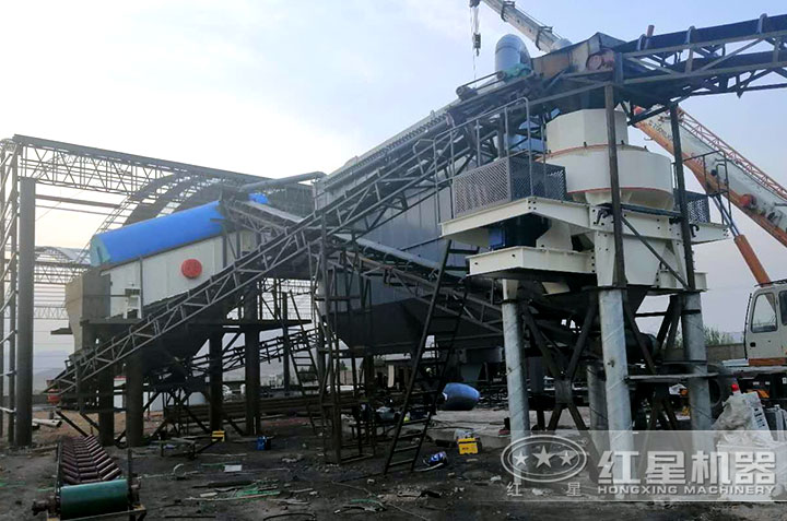 制砂機作業(yè)現(xiàn)場 制砂機作業(yè)現(xiàn)場