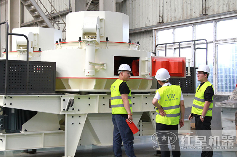 紅星制砂機(jī)生產(chǎn)車(chē)間 紅星制砂機(jī)生產(chǎn)車(chē)間