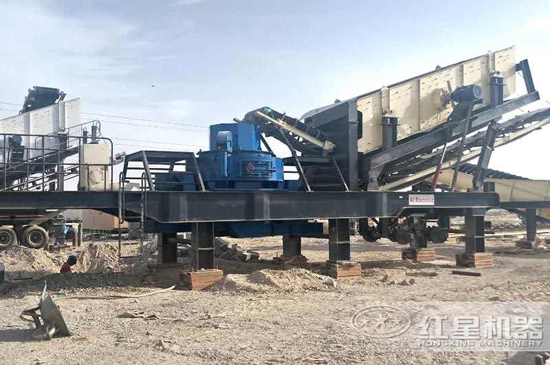 移動(dòng)制砂生產(chǎn)現(xiàn)場(chǎng) 移動(dòng)制砂生產(chǎn)現(xiàn)場(chǎng)